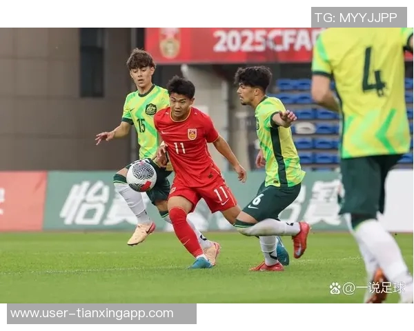 U16国足大胜8-0徐正鹏传中助攻张伯霖精彩头球破门